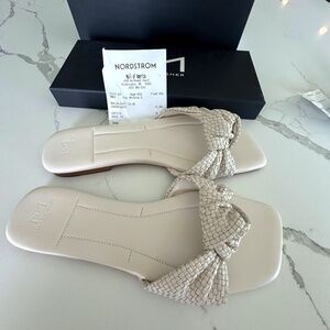 Marc Fisher Marlon Ivory